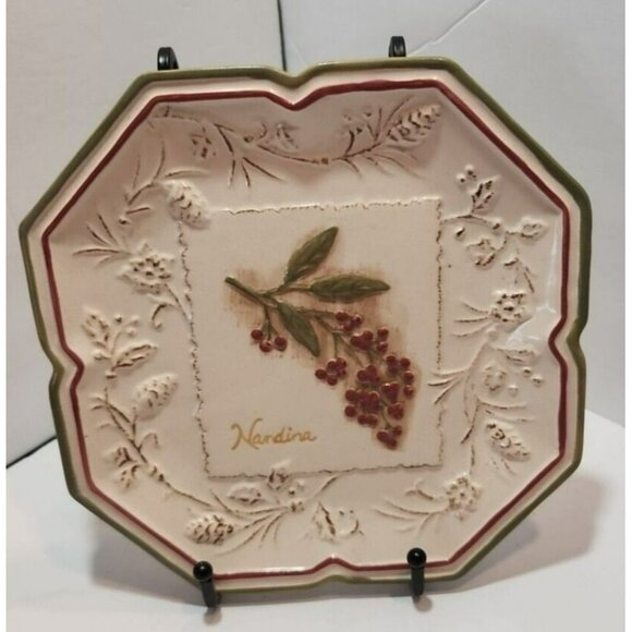 Vtg MWW Market Embossed Square Christmas Flowers Plates Set of 4 - Picture 6 of 11